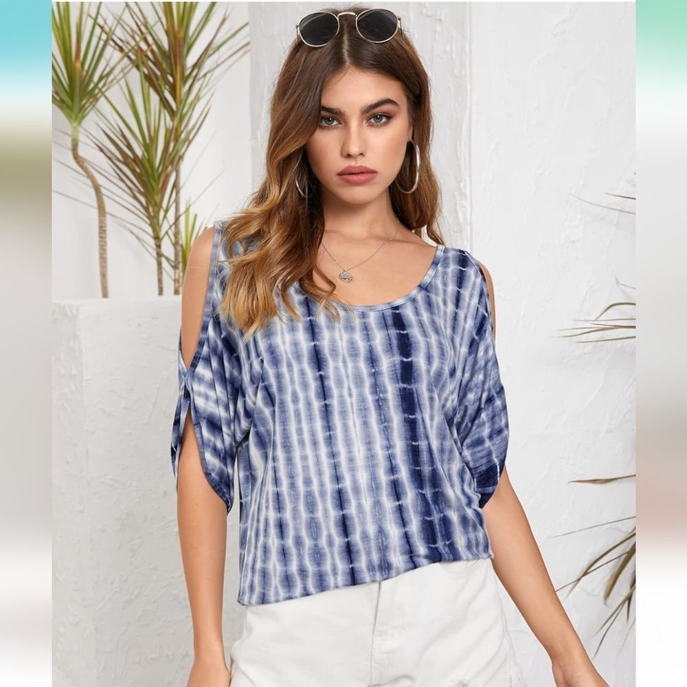 Blue and White Tie Dye Cold Shoulder Shirt Scoop Neck Medium